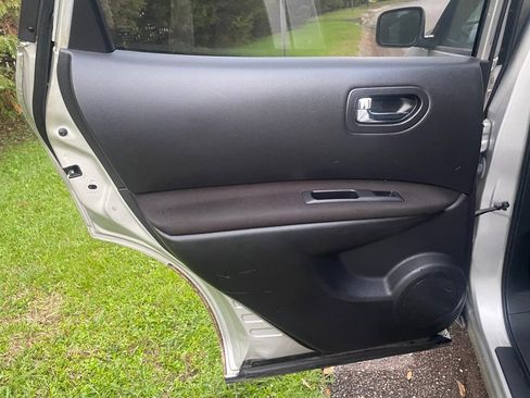 Used 2013 Nissan Rogue S w/ Special Edition Pkg image 11