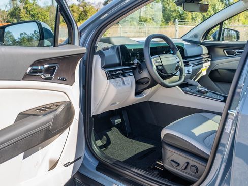 New 2026 Kia Sportage SX Prestige AWD/4WD image 13
