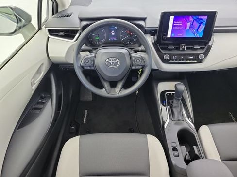 Used 2025 Toyota Corolla LE FWD image 17