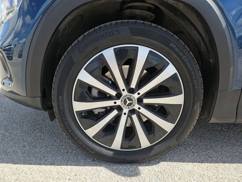 Used 2022 Mercedes-Benz GLB 250 image 32