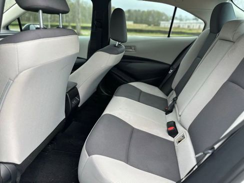 Used 2024 Toyota Corolla LE image 14