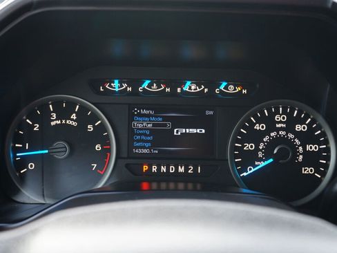 Used 2015 Ford F150 XLT w/ Equipment Group 301A Mid image 17