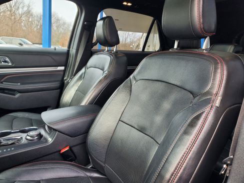 Used 2018 Ford Explorer Sport w/ Equipment Group 401A image 12