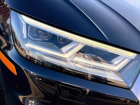 Used 2018 Audi Q5 2.0T Premium Plus w/ Premium Plus Package image 32