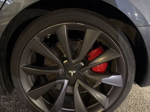 Used 2020 Tesla Model 3 Performance image 13