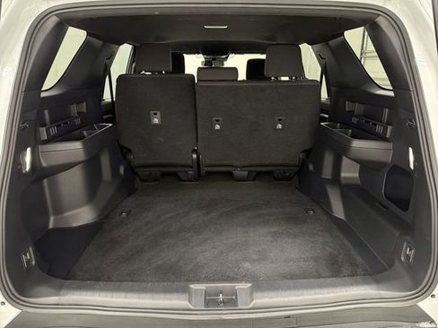 Used 2025 Toyota 4Runner SR5 image 15