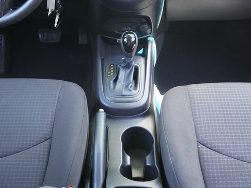 Used 2013 Kia Soul FWD image 20