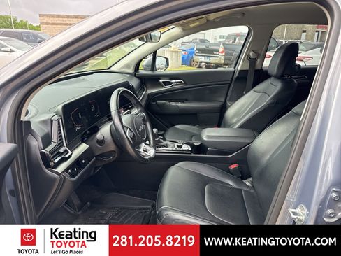 Used 2023 Kia Sportage EX image 14