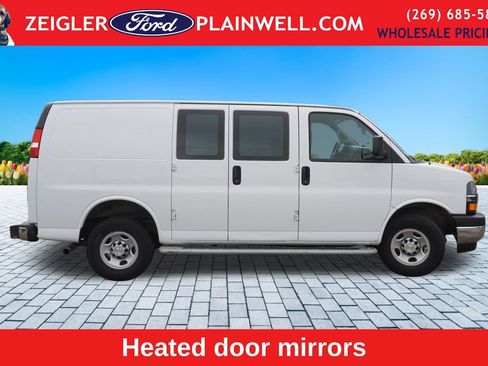 Used 2024 Chevrolet Express 2500 w/ Driver Convenience Package RWD image 6