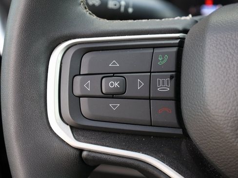 Used 2023 Jeep Wagoneer 4WD image 39