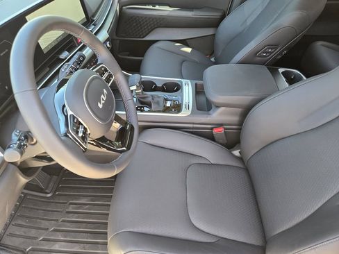 New 2026 Kia Carnival SX Prestige FWD image 10