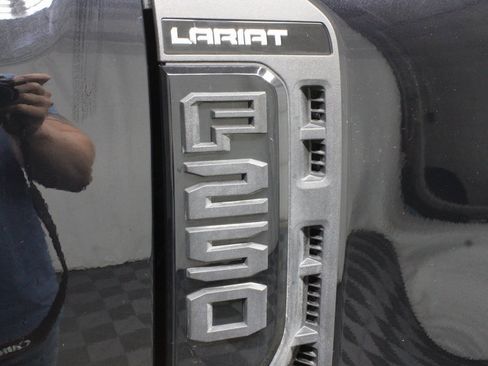 Used 2024 Ford F250 Lariat w/ Lariat Ultimate Package image 58