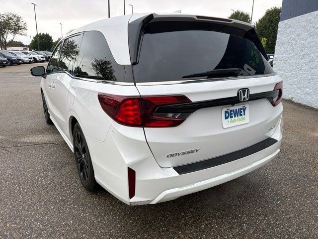 Used 2025 Honda Odyssey Sport-L image 3