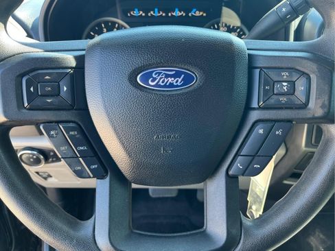 Used 2017 Ford F150 XLT w/ Trailer Tow Package image 14