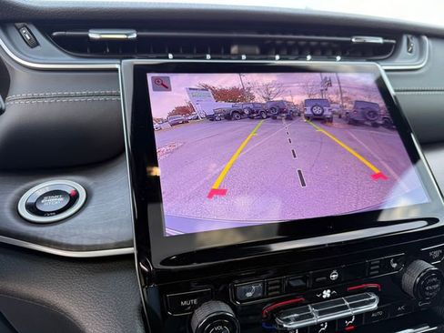 New 2025 Jeep Grand Cherokee Limited w/ MOPAR Finishing Package image 10