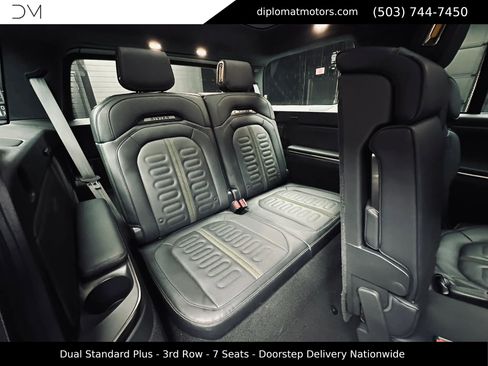 Used 2024 Rivian R1S Adventure AWD/4WD image 19