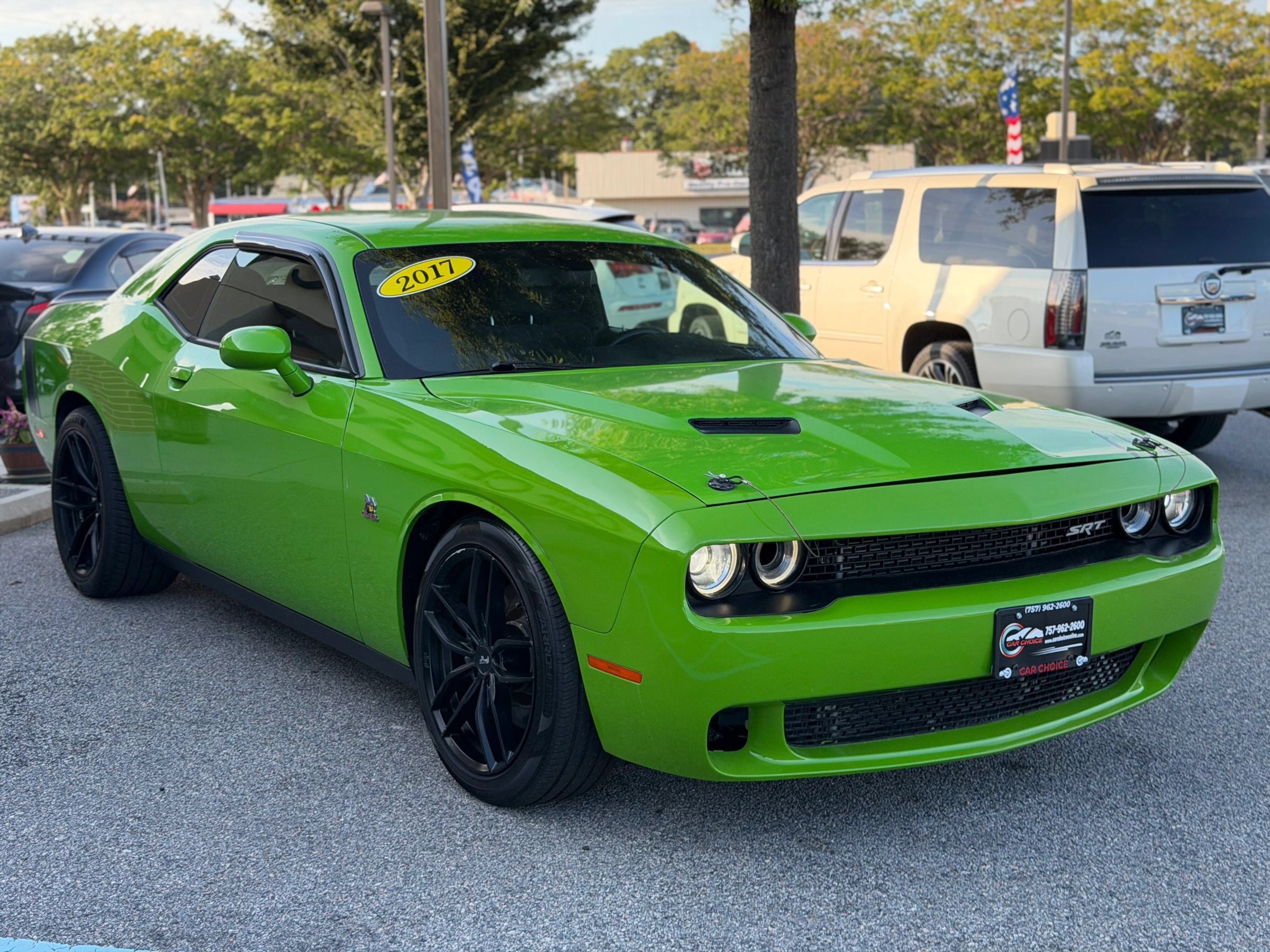 Used 2017 Dodge Challenger R/T Scat Pack RWD image 33