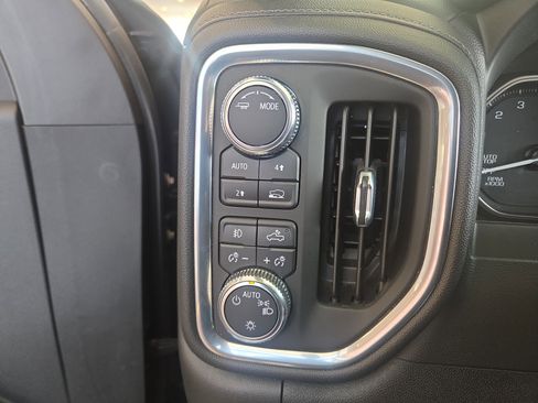 Used 2021 GMC Sierra 1500 Elevation image 24