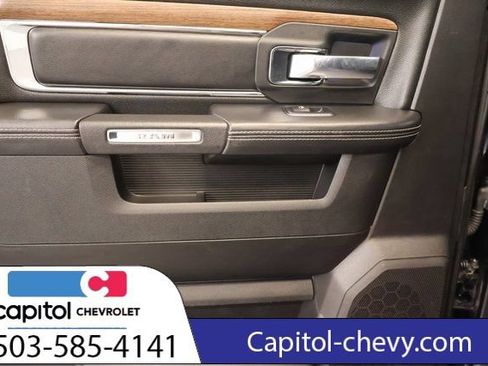 Used 2017 RAM 1500 Laramie w/ Convenience Group AWD/4WD image 30