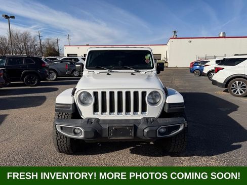 Used 2020 Jeep Wrangler Unlimited Sahara image 2