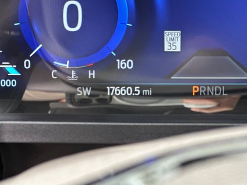 Used 2023 Ford Explorer Platinum w/ Equipment Group 601A image 26