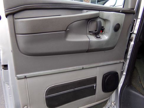 Used 2013 GMC Savana 2500 Extended image 72