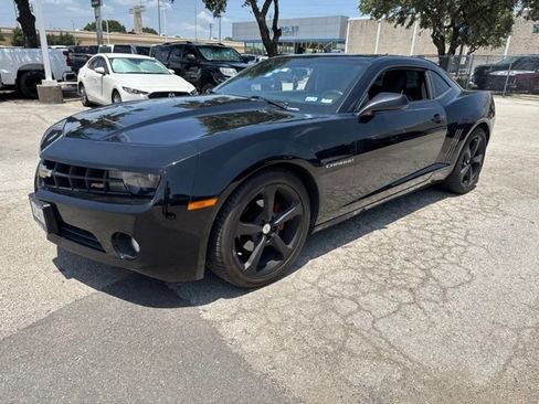 Used 2013 Chevrolet Camaro LT w/ RS Package RWD image 2