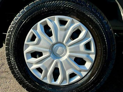 Used 2024 Ford Transit 250 Low Roof w/ Exterior Upgrade Package image 22