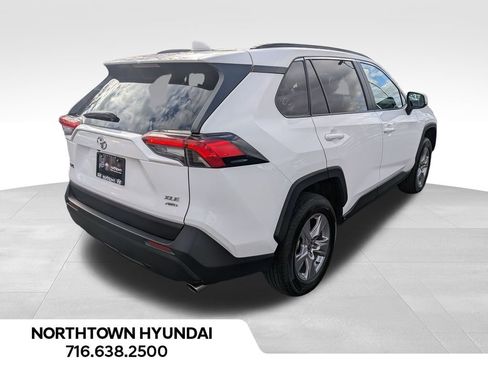 Used 2025 Toyota RAV4 XLE image 14