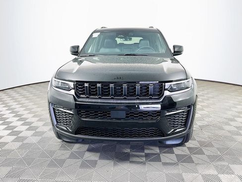 New 2026 Jeep Grand Cherokee L 4WD image 4