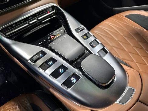 Used 2023 Mercedes-Benz AMG GT 43 image 27