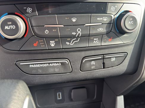 Used 2018 Ford Escape SE w/ SE Sync 3 Package image 20