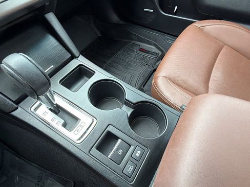 Used 2017 Subaru Outback 2.5i Touring image 31