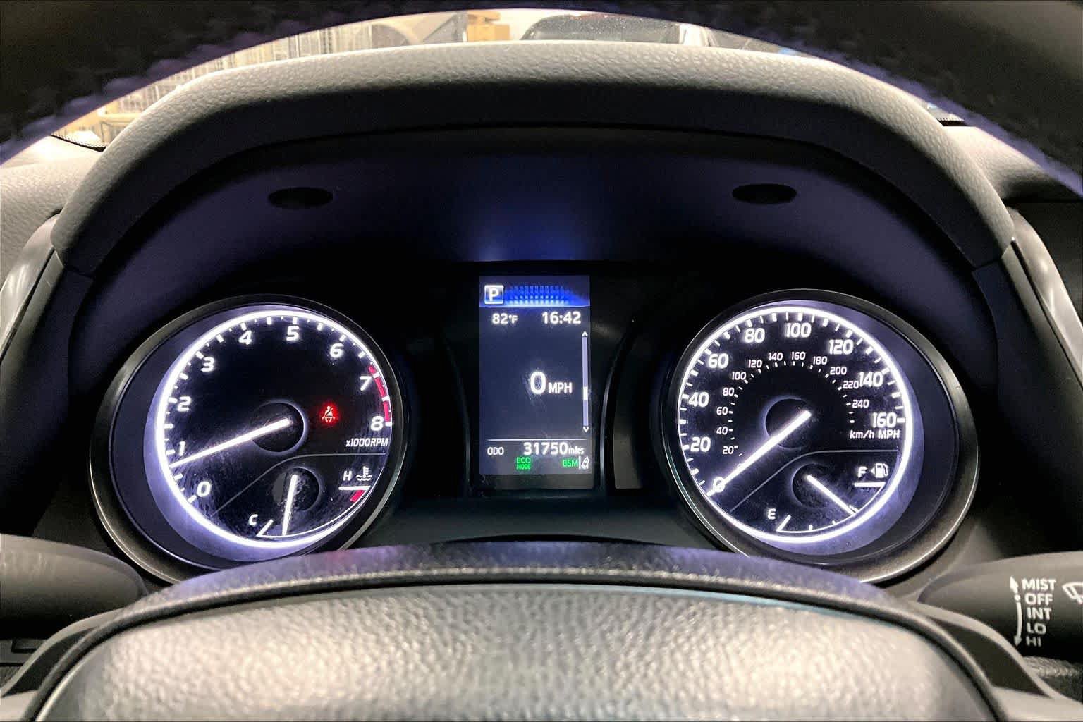 Used 2024 Toyota Camry SE FWD image 25