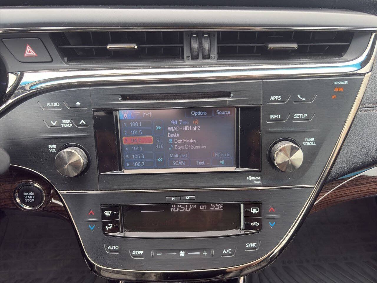 Used 2013 Toyota Avalon XLE Touring FWD image 12