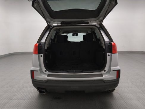 Used 2017 GMC Terrain SLE image 29