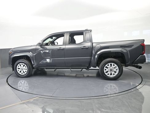Used 2024 Toyota Tacoma SR5 RWD image 3