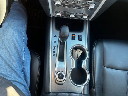 Used 2019 Nissan Pathfinder SL image 15