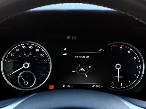 Used 2022 Genesis G70 2.0T image 27