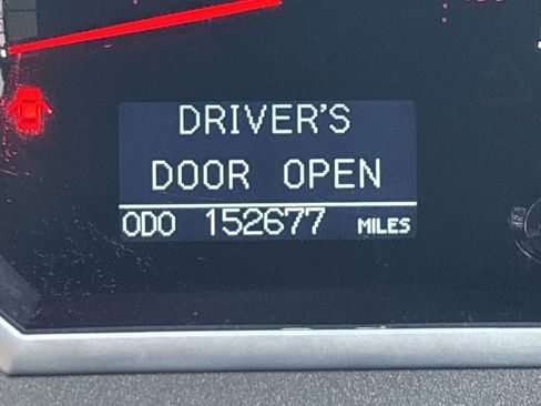 Used 2015 Toyota Sequoia Limited image 32