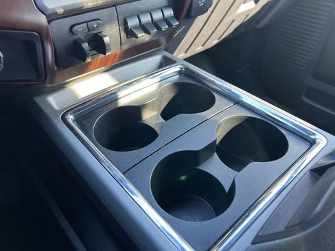 Used 2014 Ford F350 Lariat w/ Lariat Ultimate Package image 32