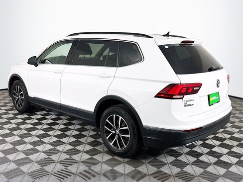Used 2021 Volkswagen Tiguan SE FWD image 6