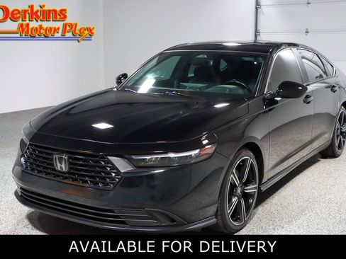 Used 2024 Honda Accord Sport image 1