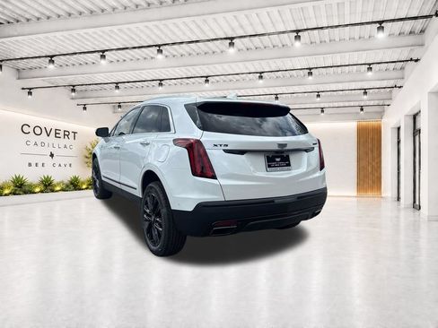 New 2026 Cadillac XT5 Premium Luxury w/ LPO, ONYX Package FWD image 9