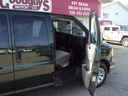 Used 2014 Chevrolet Express 1500 LT w/ LT Preferred Equipment Group image 13