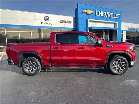 Used 2024 GMC Sierra 1500 SLT image 6