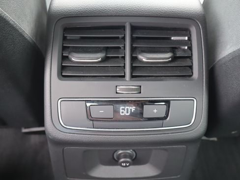 Used 2024 Audi A4 2.0T Premium w/ Convenience Package AWD/4WD image 19