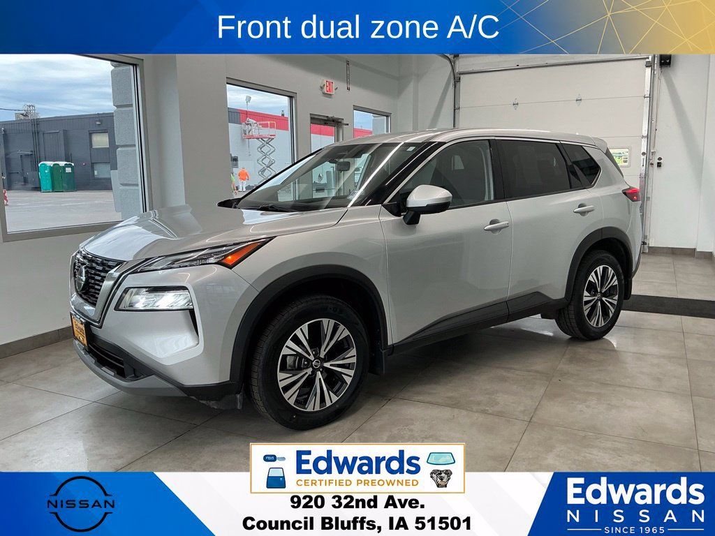 Used 2021 Nissan Rogue SV AWD/4WD image 5