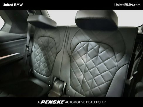 Used 2026 BMW X7 xDrive40i w/ M Sport Package AWD/4WD image 14