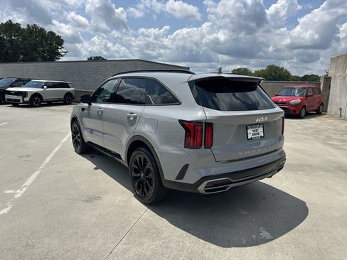 Used 2022 Kia Sorento SX FWD image 8